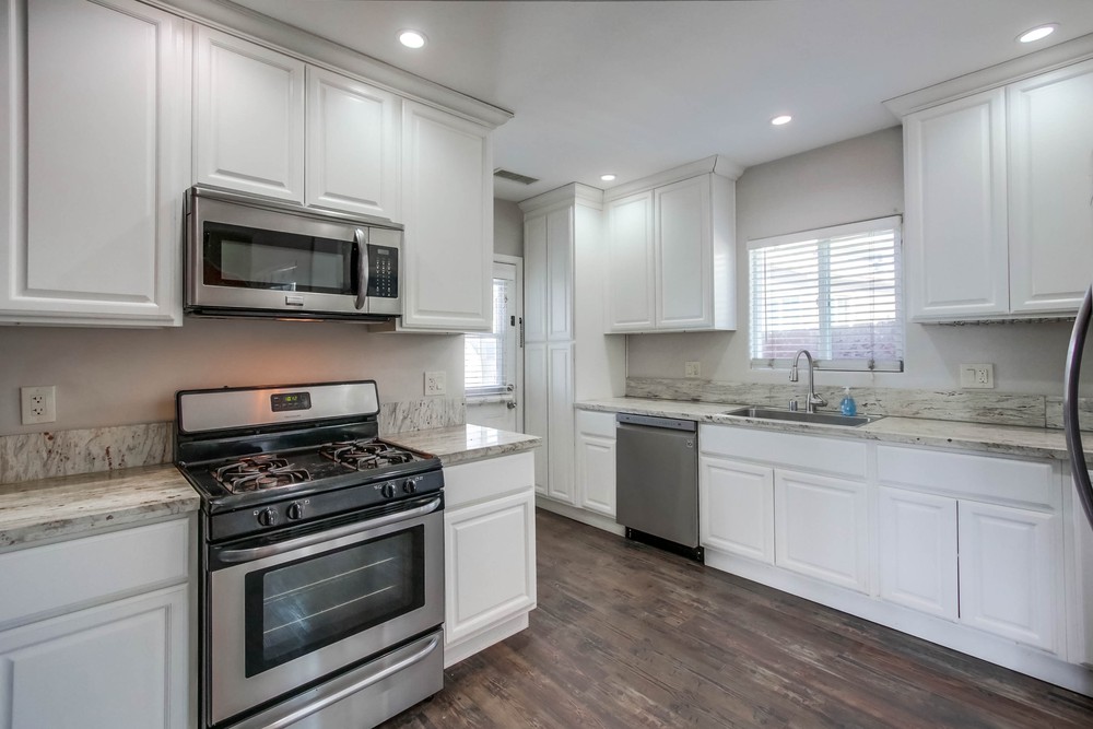 Virtual tour photo 11 of 37 for 3334 Lincoln Ave