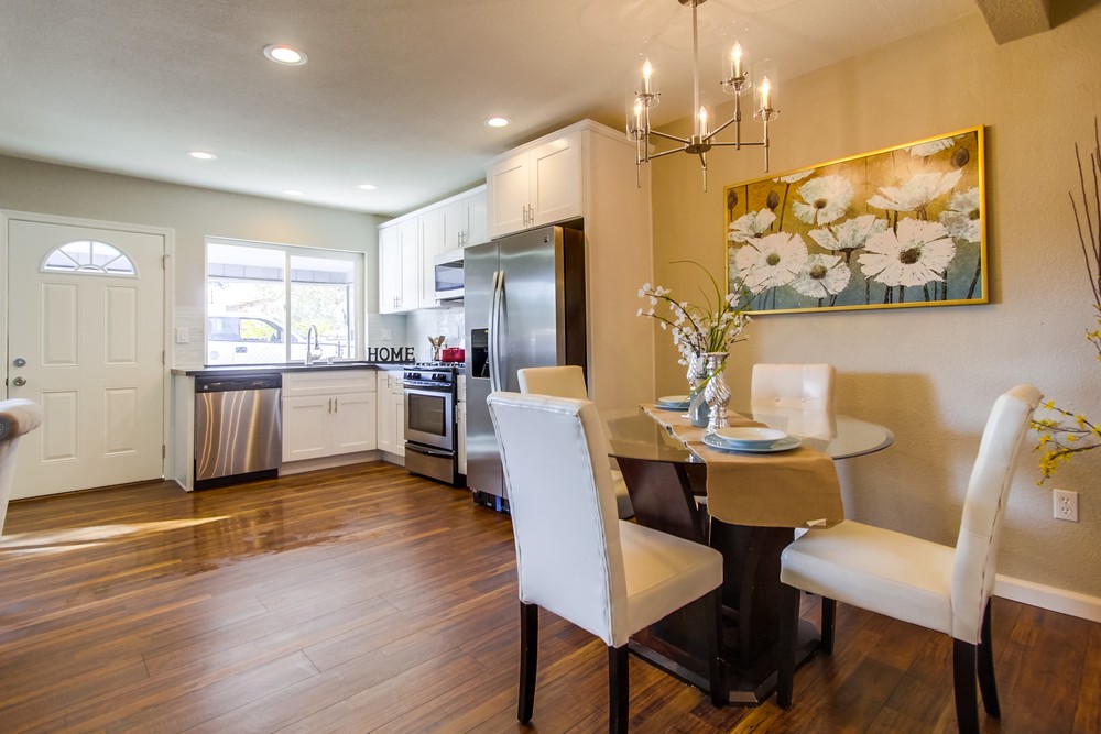 Virtual tour photo 13 of 48 for 3337 Menlo Ave