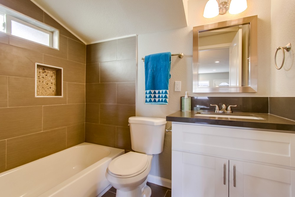 Virtual tour photo 17 of 48 for 3337 Menlo Ave