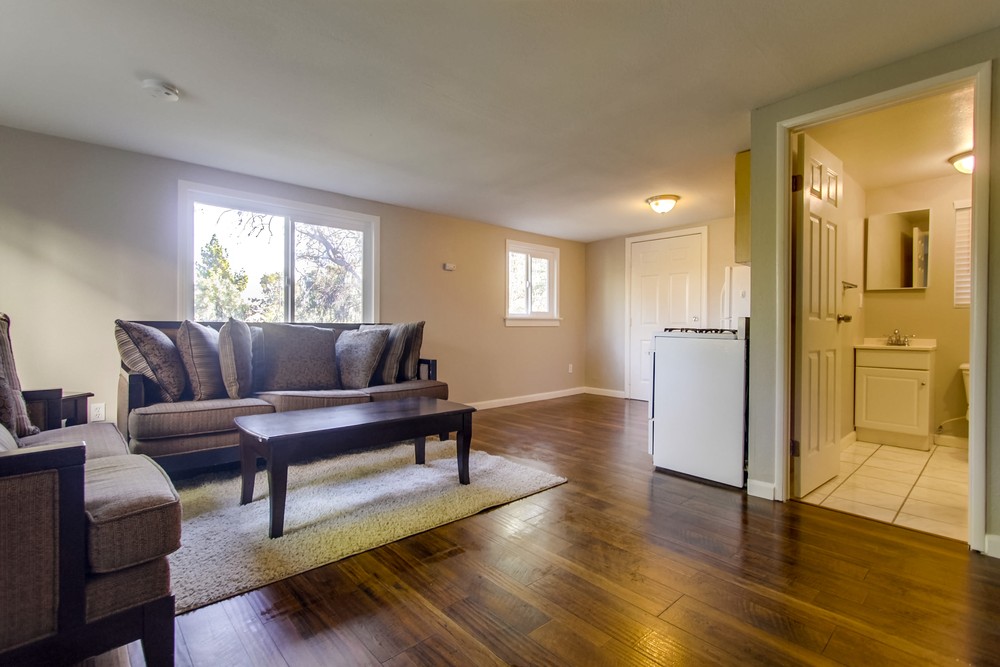 Virtual tour photo 26 of 48 for 3337 Menlo Ave