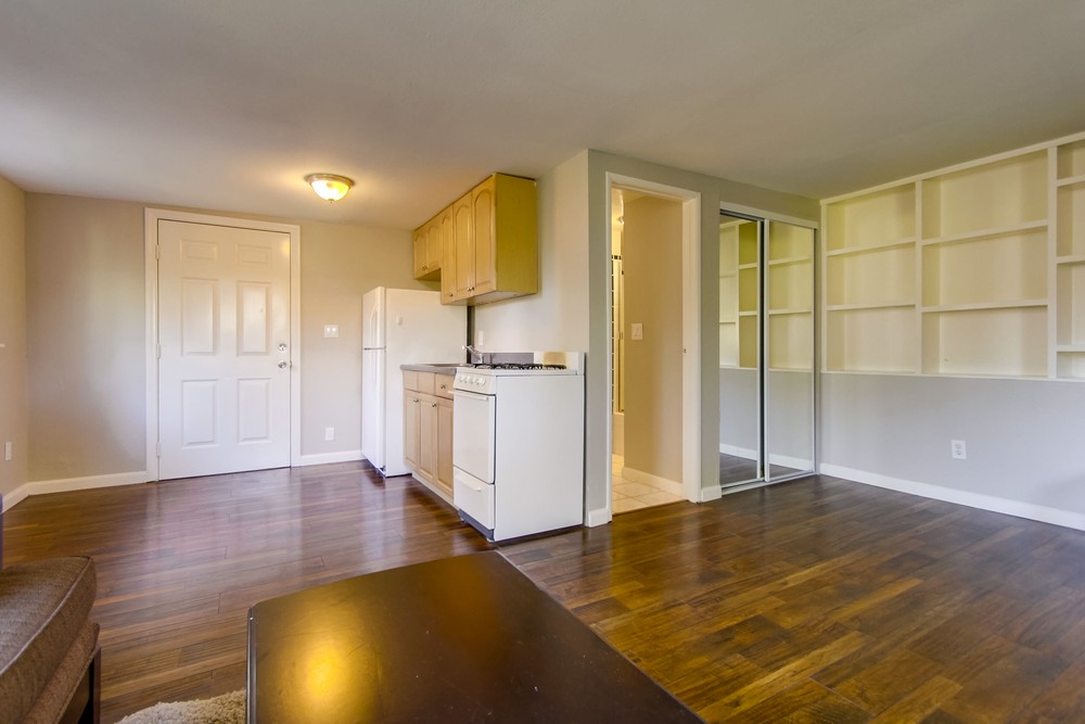 Virtual tour photo 28 of 48 for 3337 Menlo Ave