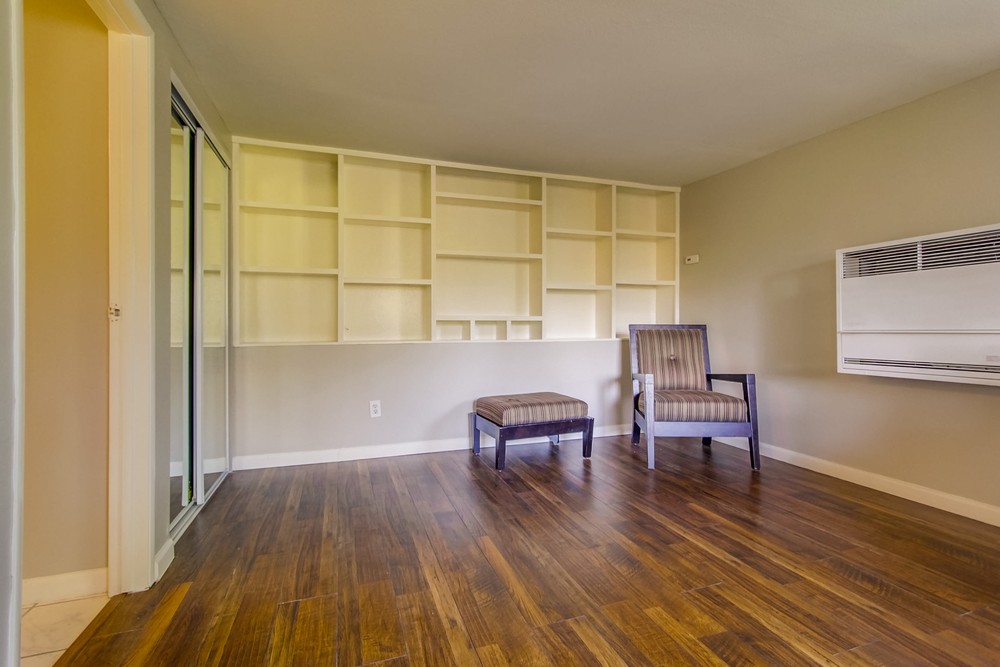 Virtual tour photo 29 of 48 for 3337 Menlo Ave