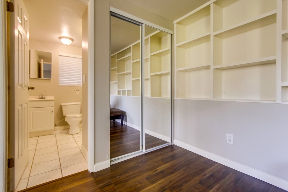 Virtual tour photo 33 of 48 for 3337 Menlo Ave