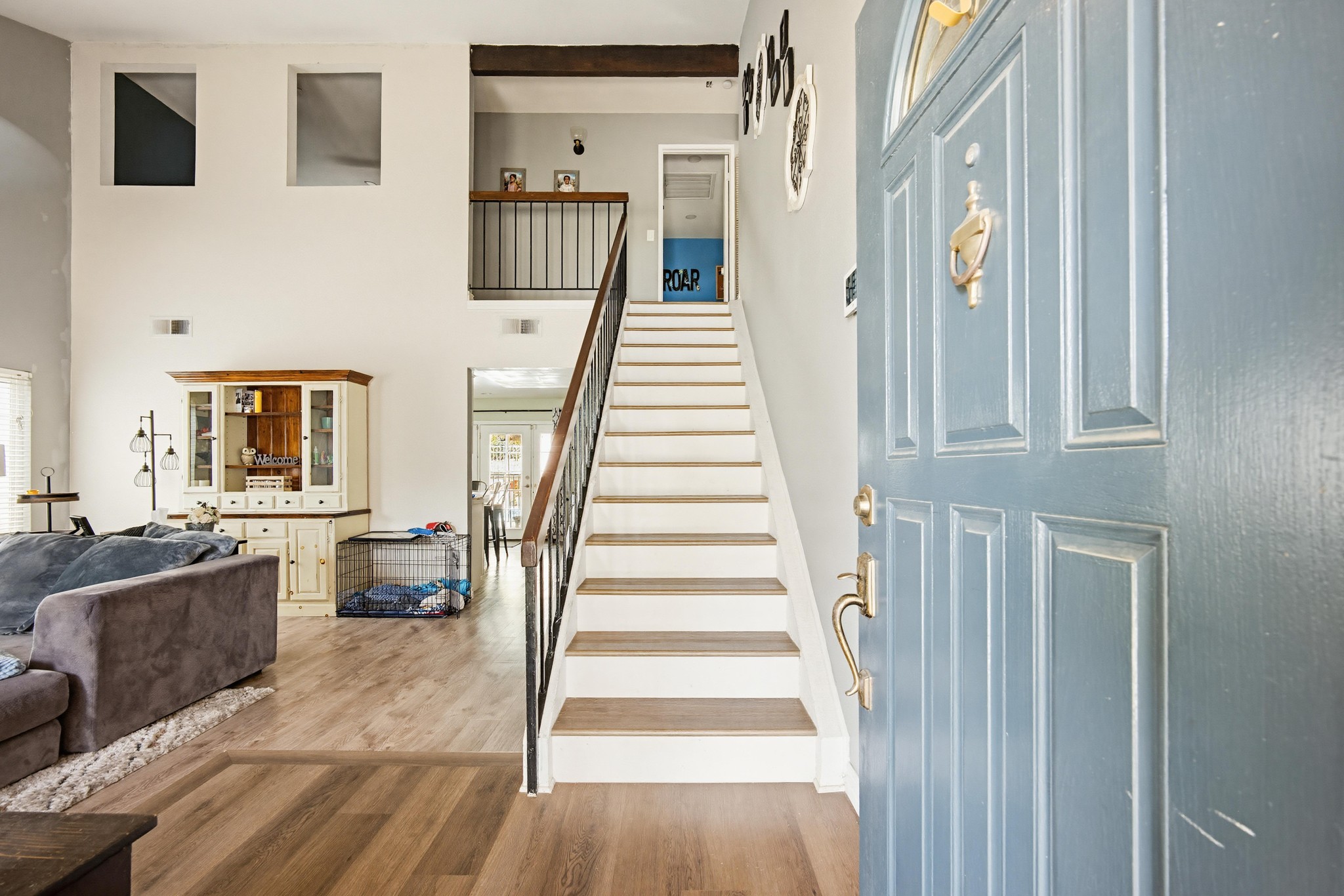 Virtual tour photo 7 of 38 for 3340 Lynwood Dr