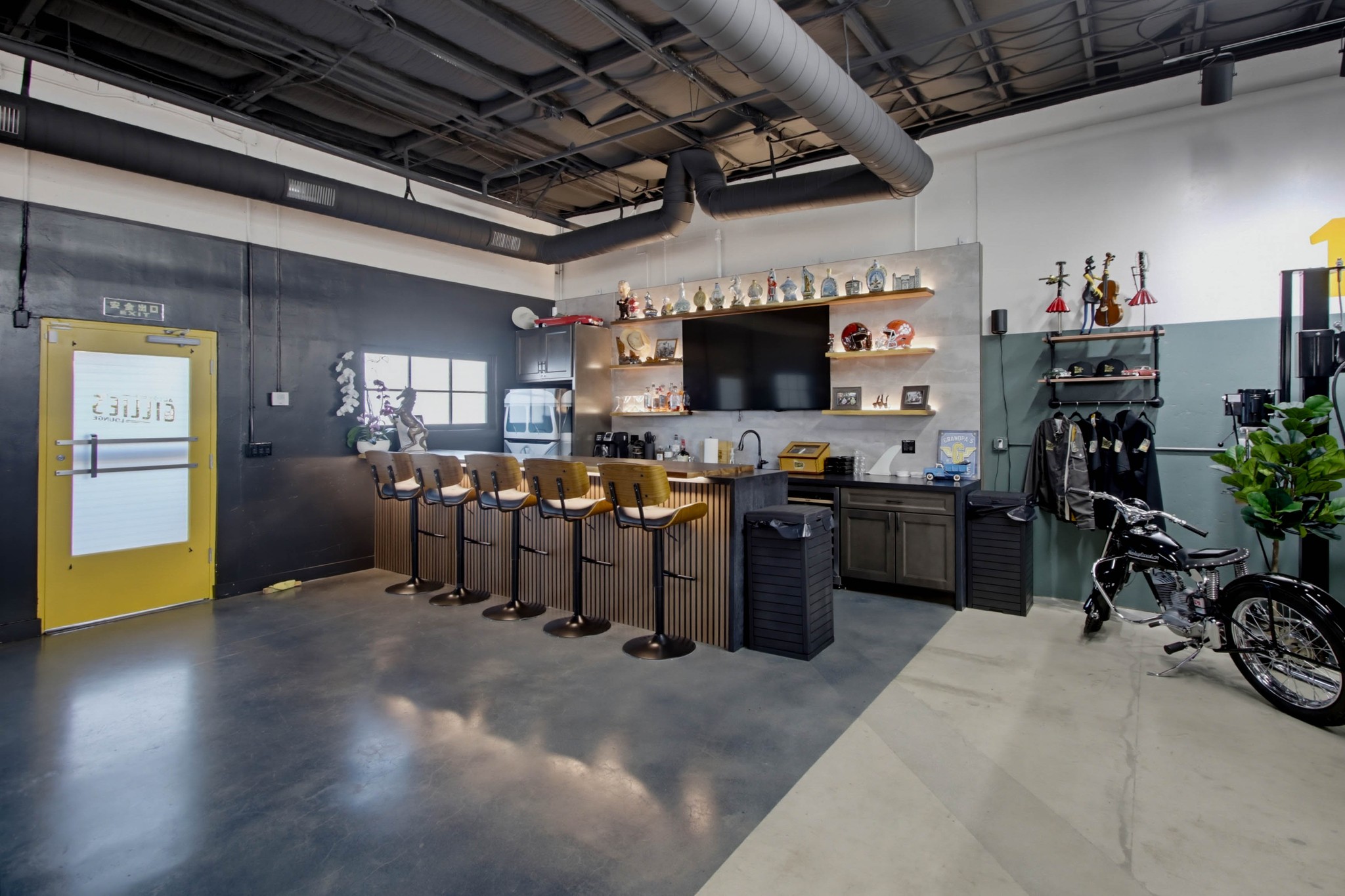 Virtual tour photo 15 of 75 for 3341 Hancock St