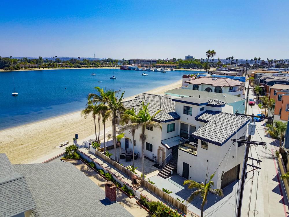 Virtual tour photo 1 of 32 for 3343 Bayside Walk