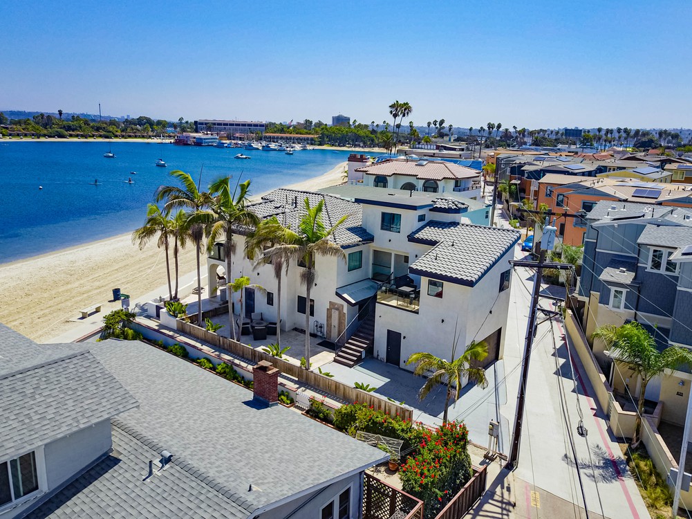 Virtual tour photo 3 of 32 for 3343 Bayside Walk