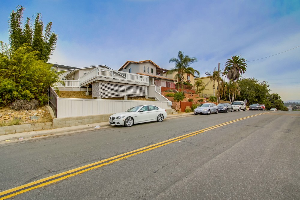 Virtual tour photo 3 of 105 for 3344 C St