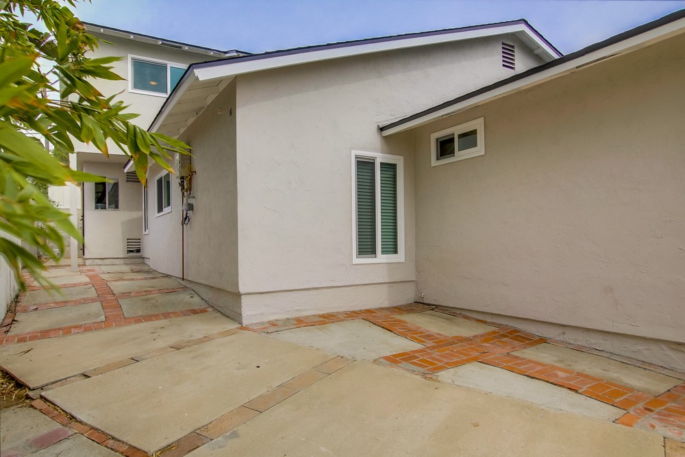 Virtual tour photo 33 of 105 for 3344 C St
