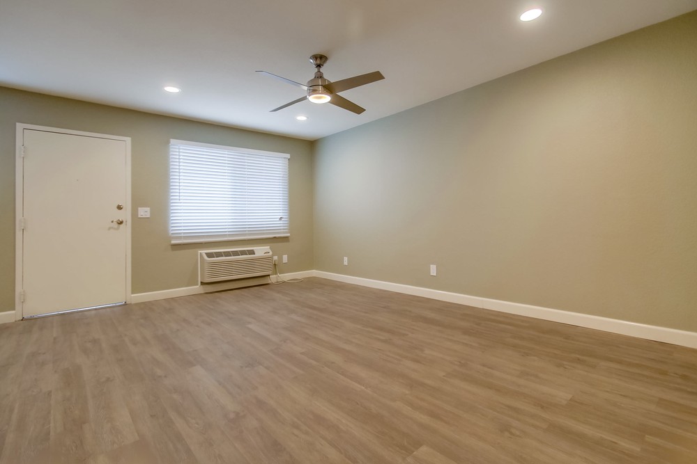 Virtual tour photo 52 of 105 for 3344 C St