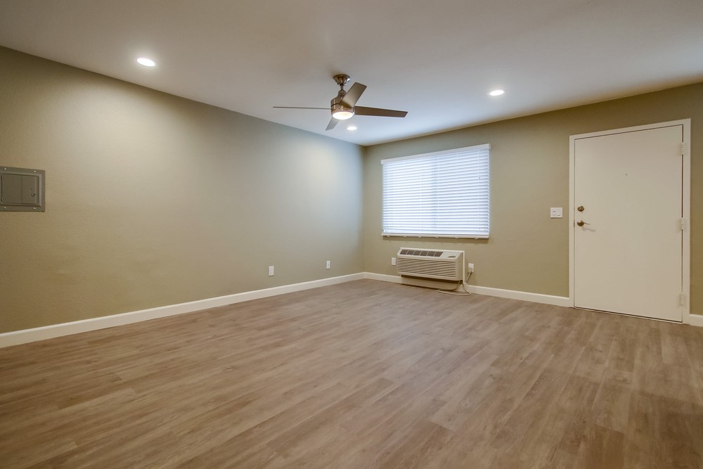 Virtual tour photo 71 of 105 for 3344 C St