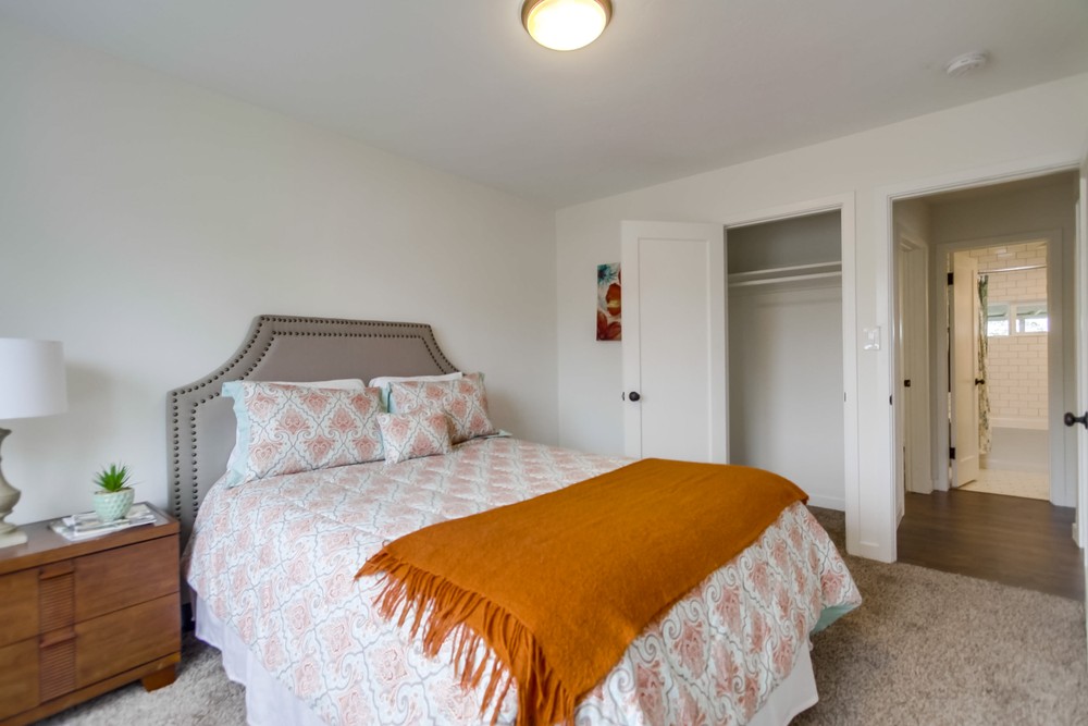 Virtual tour photo 28 of 45 for 3345 41st St