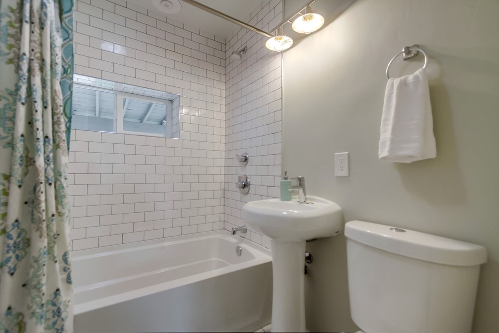Virtual tour photo 33 of 45 for 3345 41st St