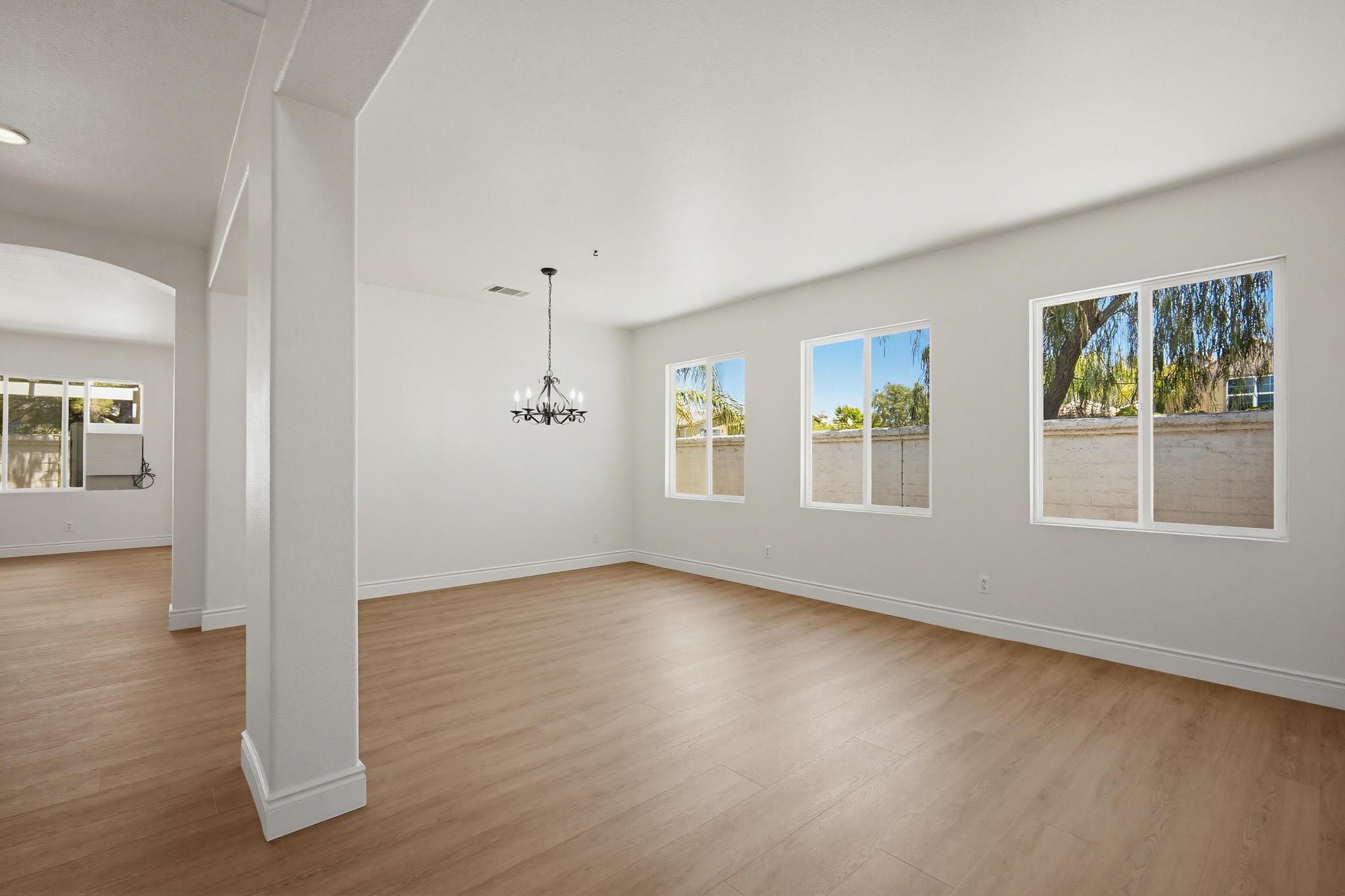 Virtual tour photo 8 of 61 for 33478 Scarborough Ln