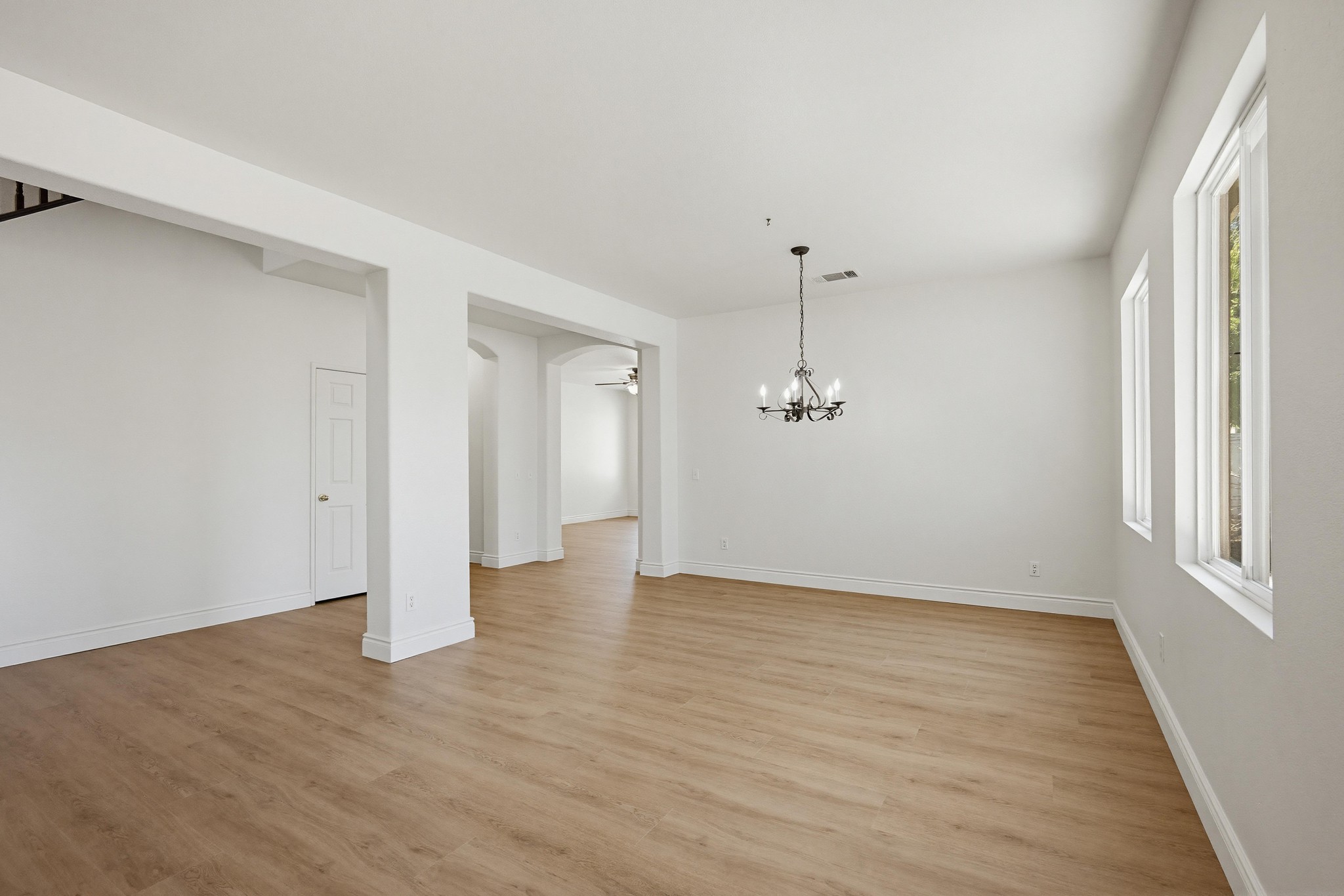 Virtual tour photo 9 of 61 for 33478 Scarborough Ln