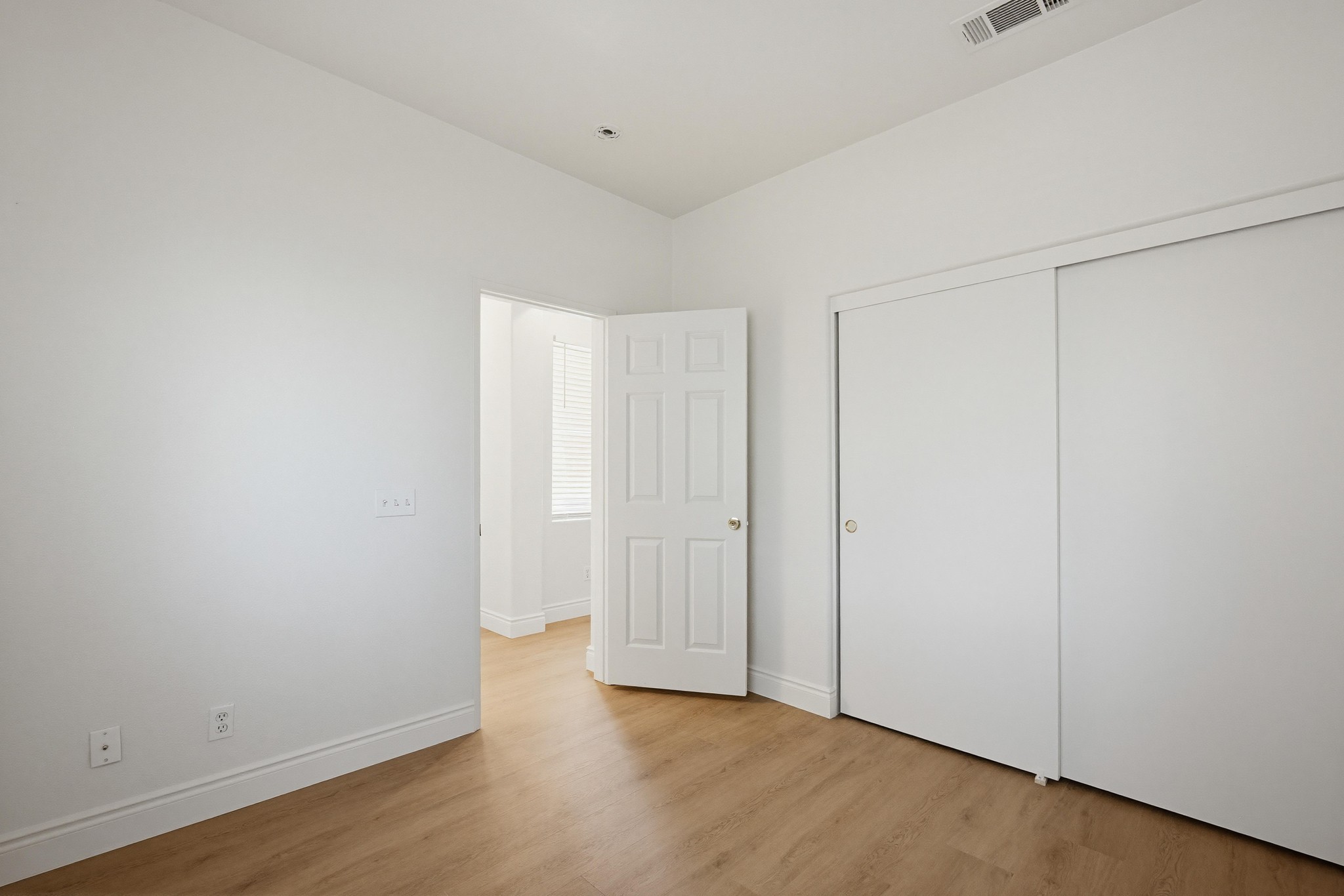 Virtual tour photo 26 of 61 for 33478 Scarborough Ln