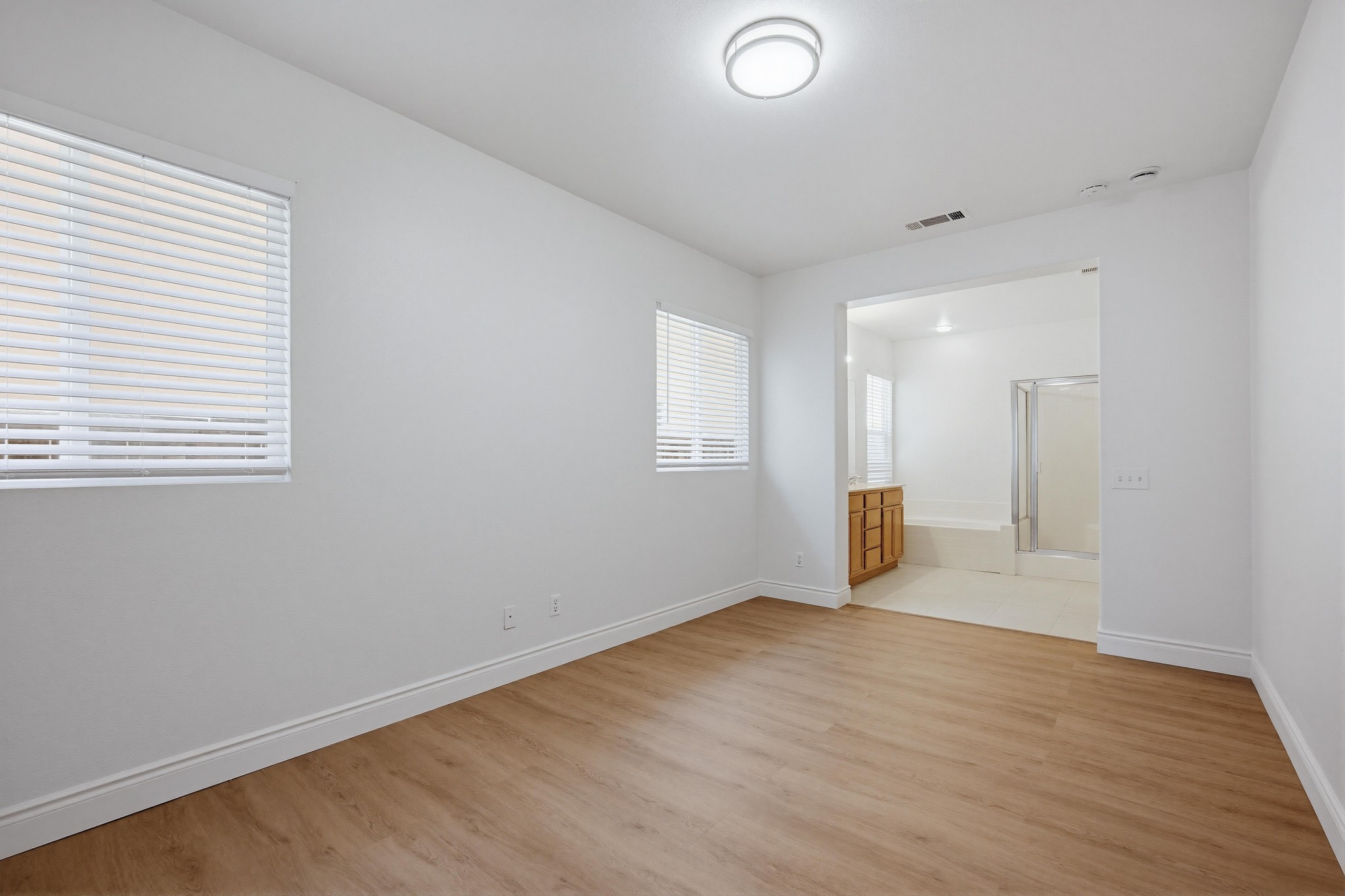 Virtual tour photo 37 of 61 for 33478 Scarborough Ln