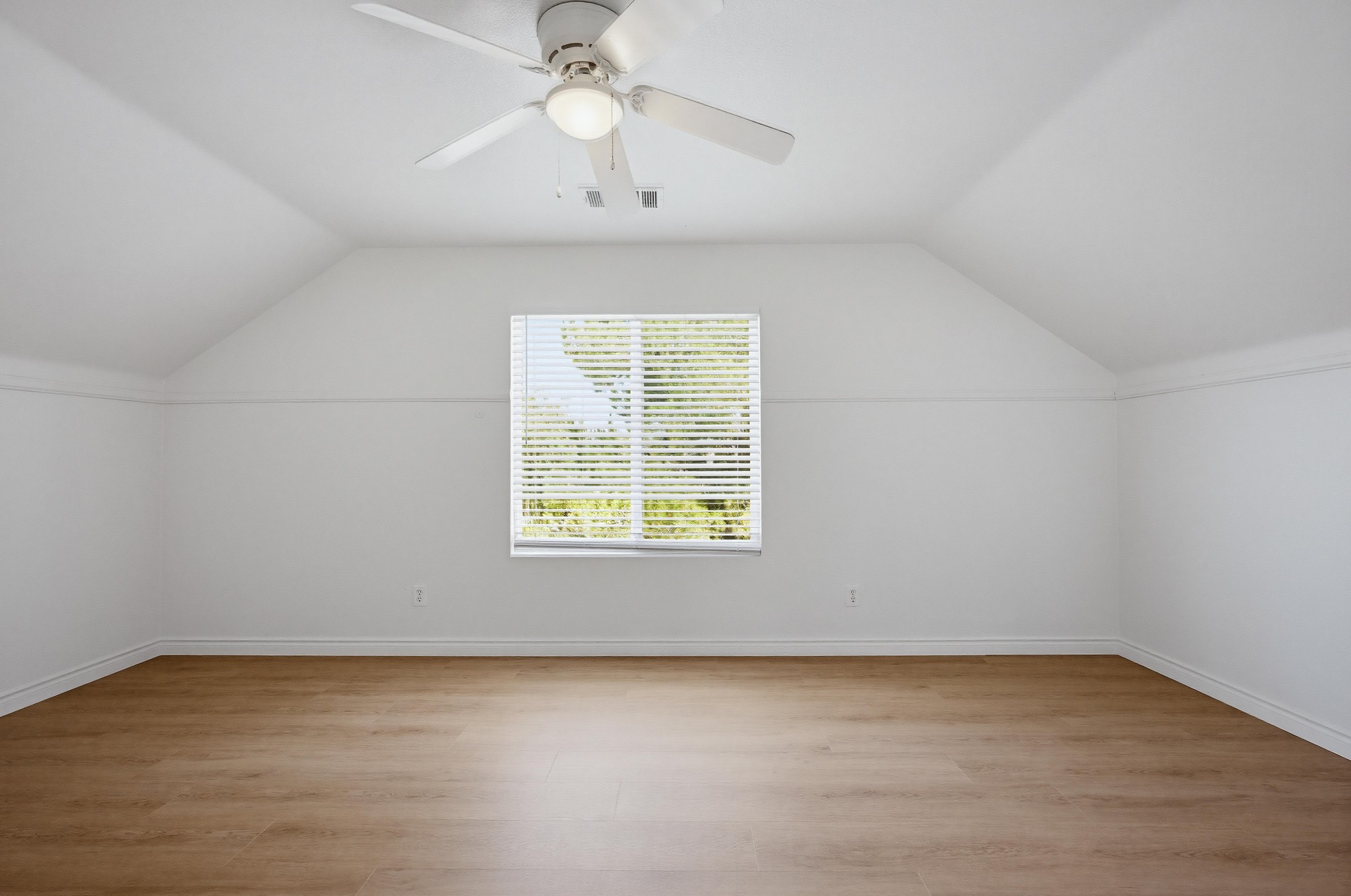 Virtual tour photo 46 of 61 for 33478 Scarborough Ln