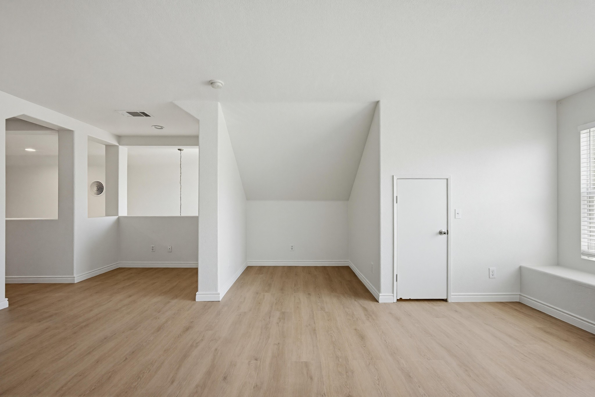 Virtual tour photo 53 of 61 for 33478 Scarborough Ln