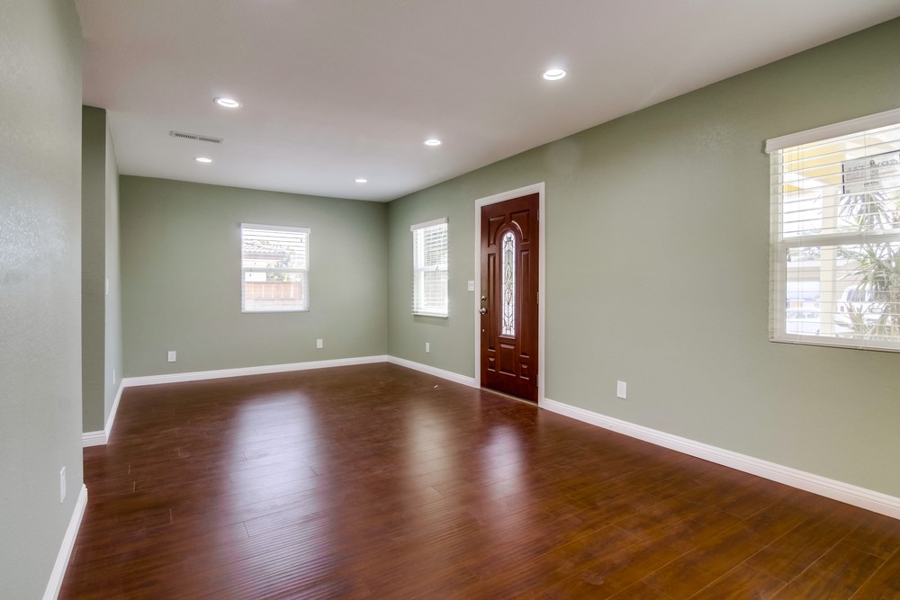 Virtual tour photo 8 of 42 for 335 S 46th St