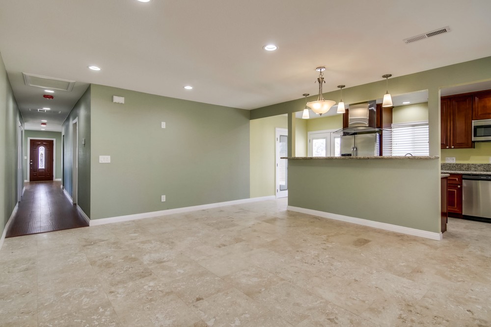 Virtual tour photo 9 of 42 for 335 S 46th St