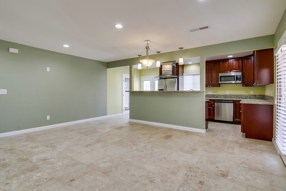 Virtual tour photo 11 of 42 for 335 S 46th St