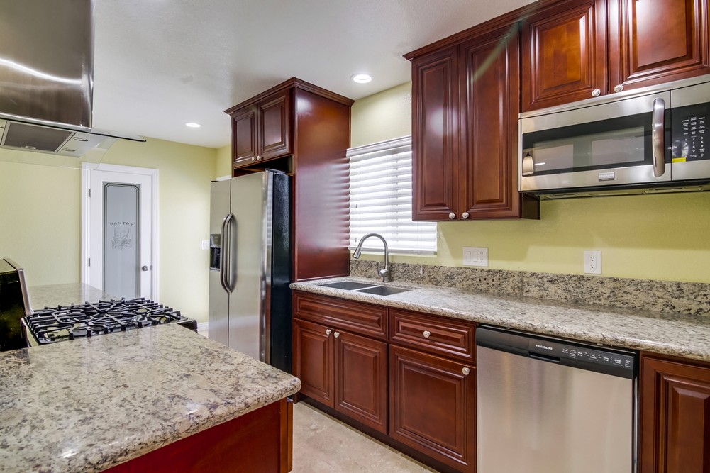 Virtual tour photo 17 of 42 for 335 S 46th St