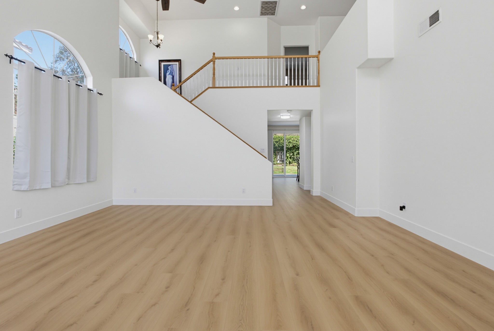 Virtual tour photo 10 of 59 for 3350 Avocado Vista Ln