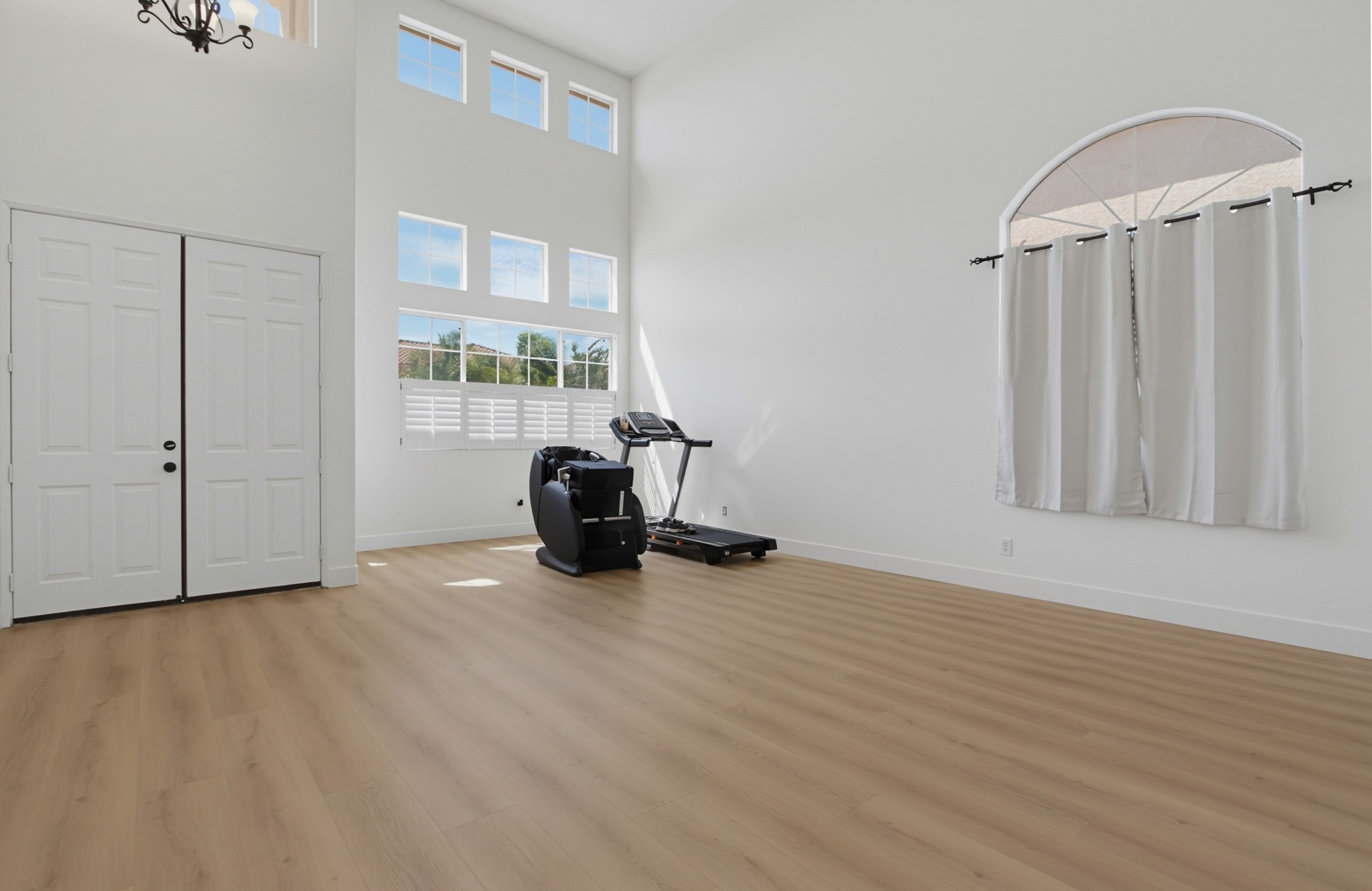 Virtual tour photo 12 of 59 for 3350 Avocado Vista Ln