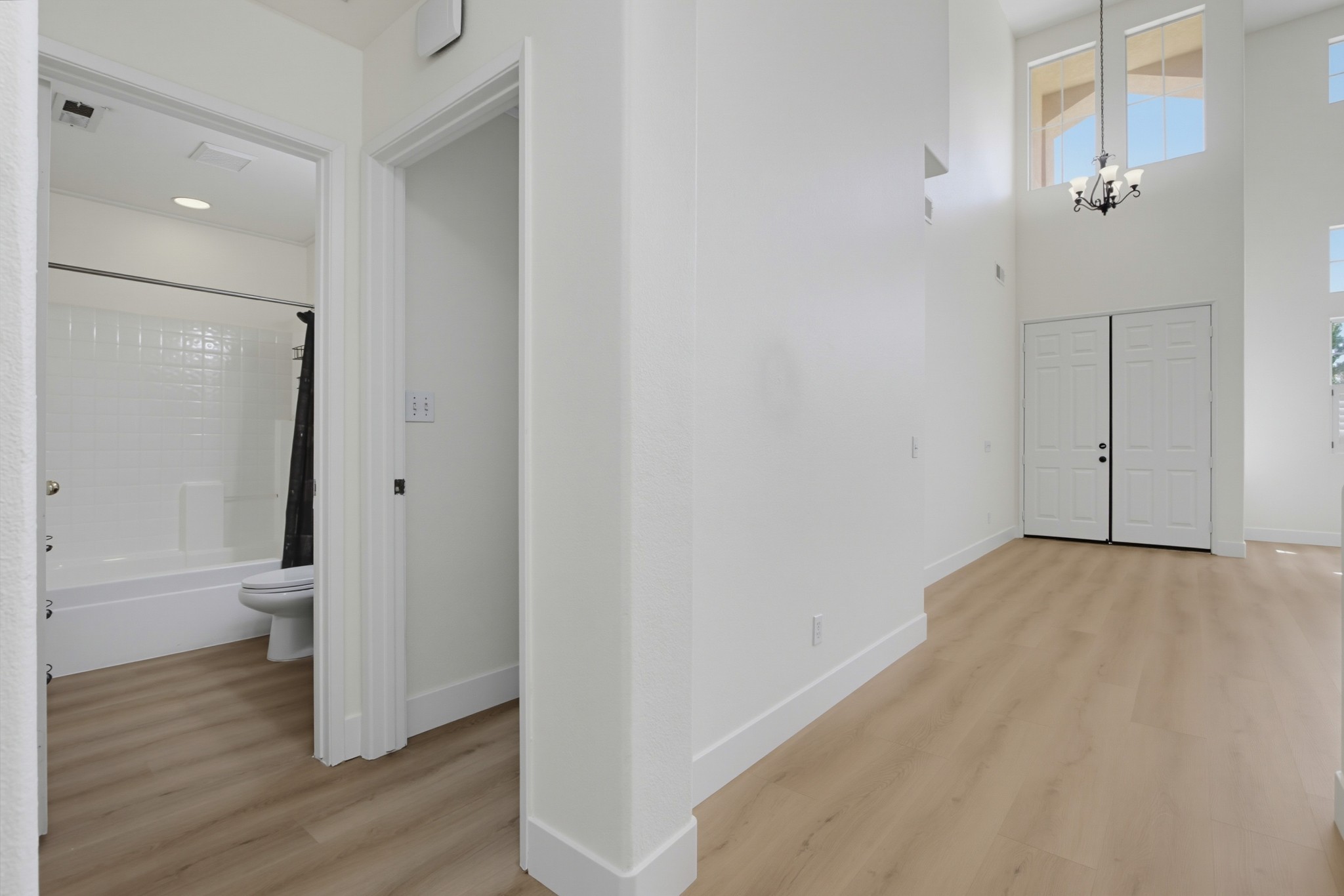 Virtual tour photo 13 of 59 for 3350 Avocado Vista Ln