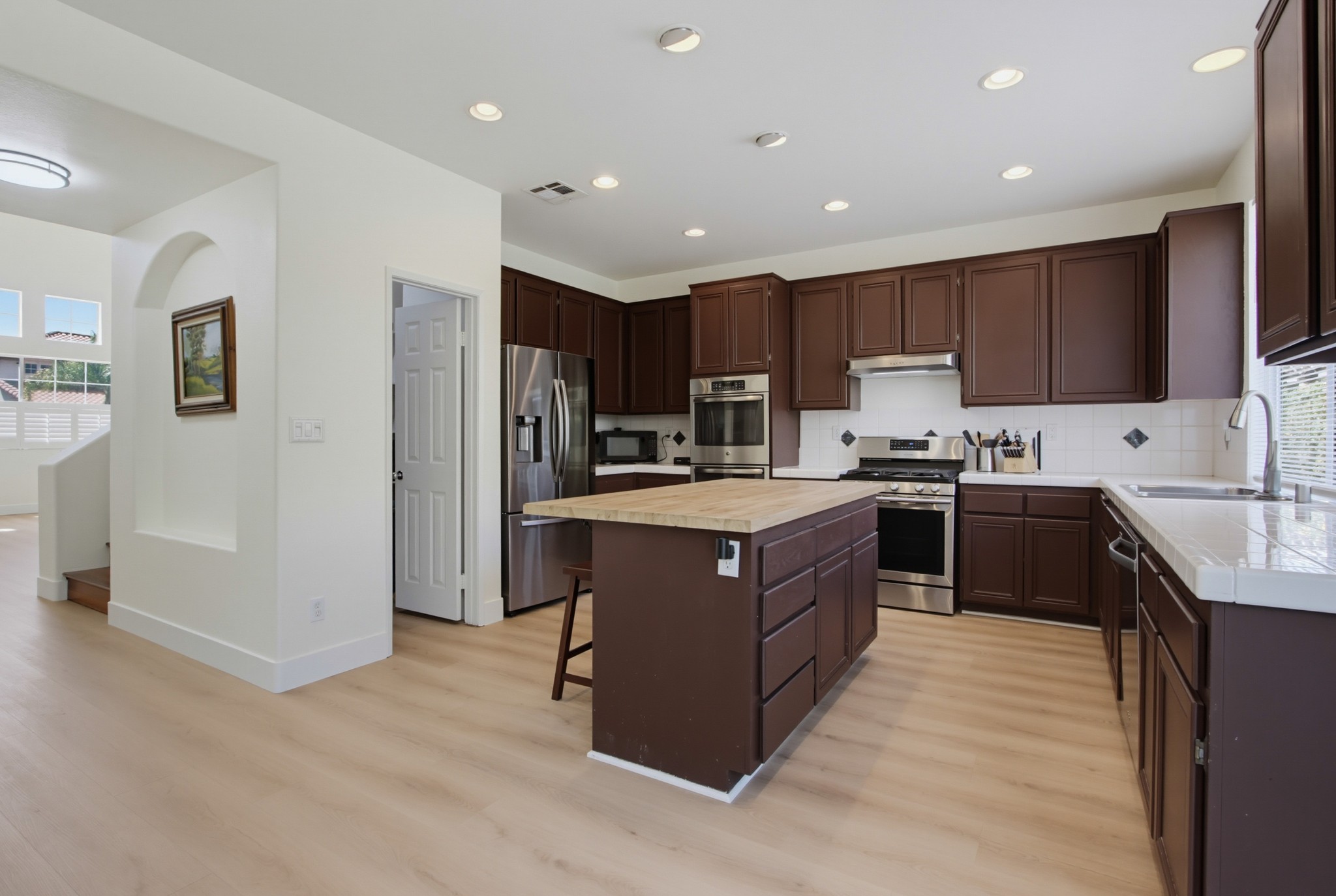 Virtual tour photo 20 of 59 for 3350 Avocado Vista Ln