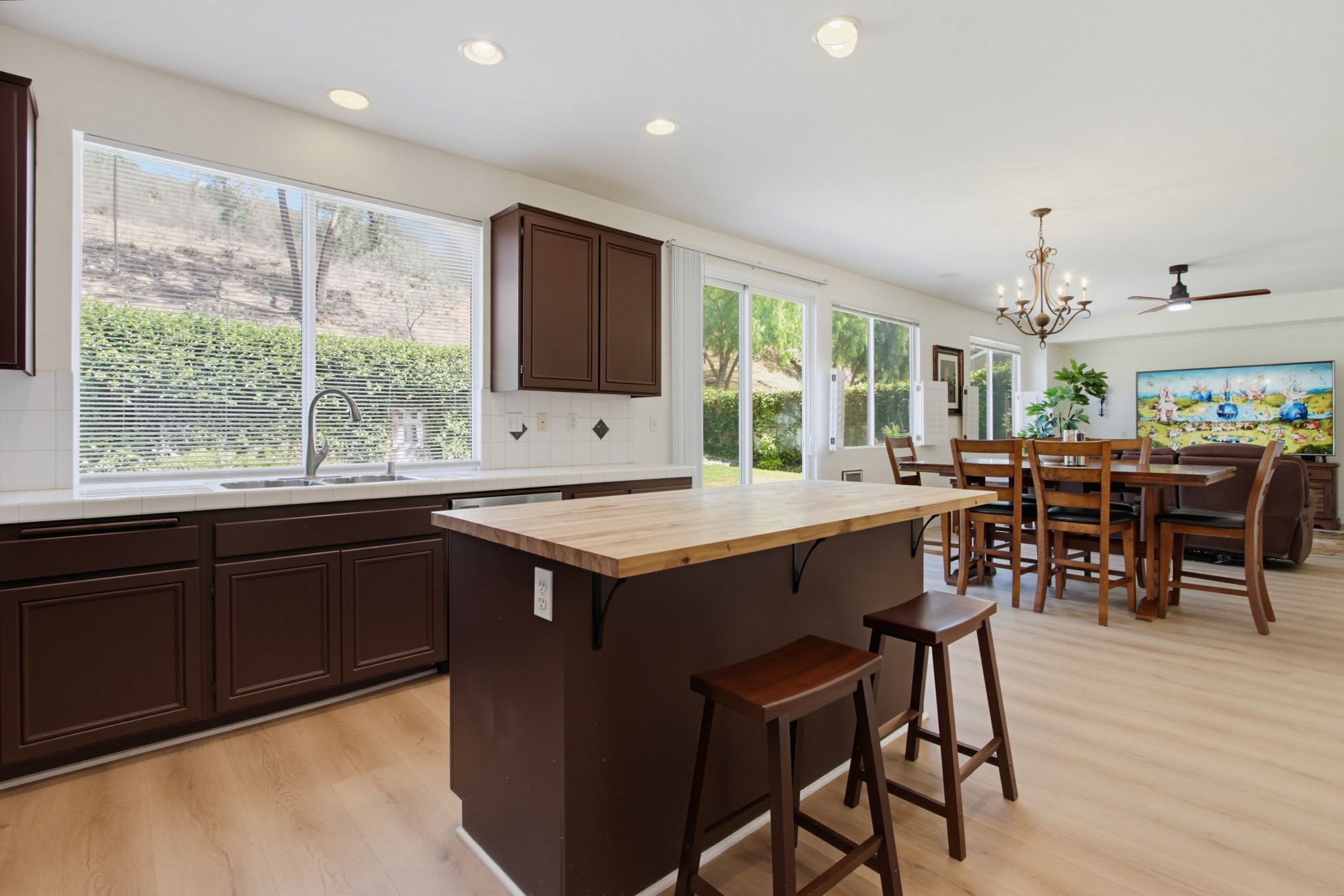 Virtual tour photo 23 of 59 for 3350 Avocado Vista Ln