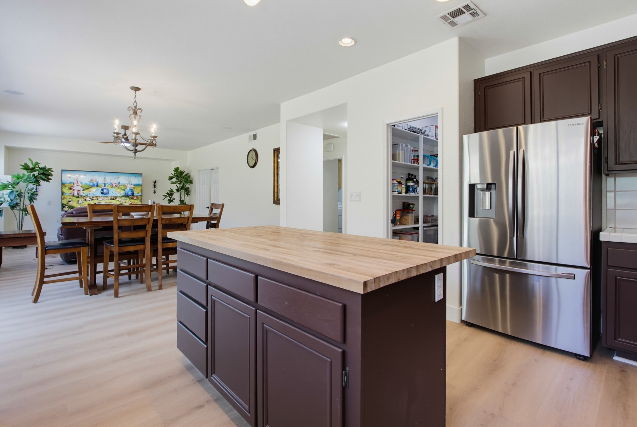 Virtual tour photo 24 of 59 for 3350 Avocado Vista Ln
