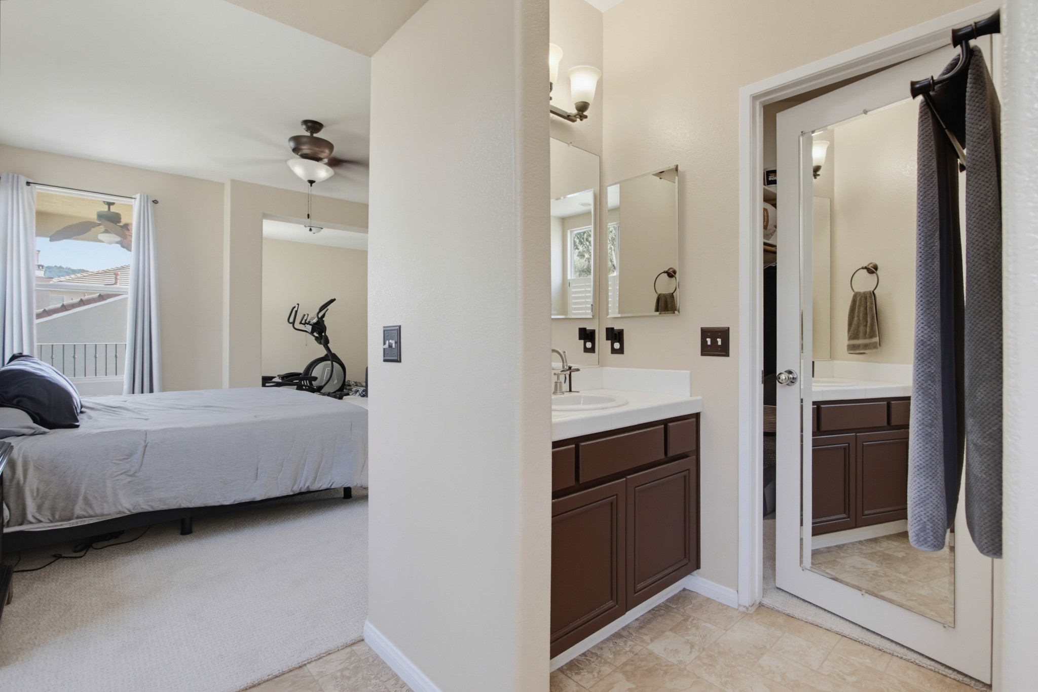 Virtual tour photo 42 of 59 for 3350 Avocado Vista Ln