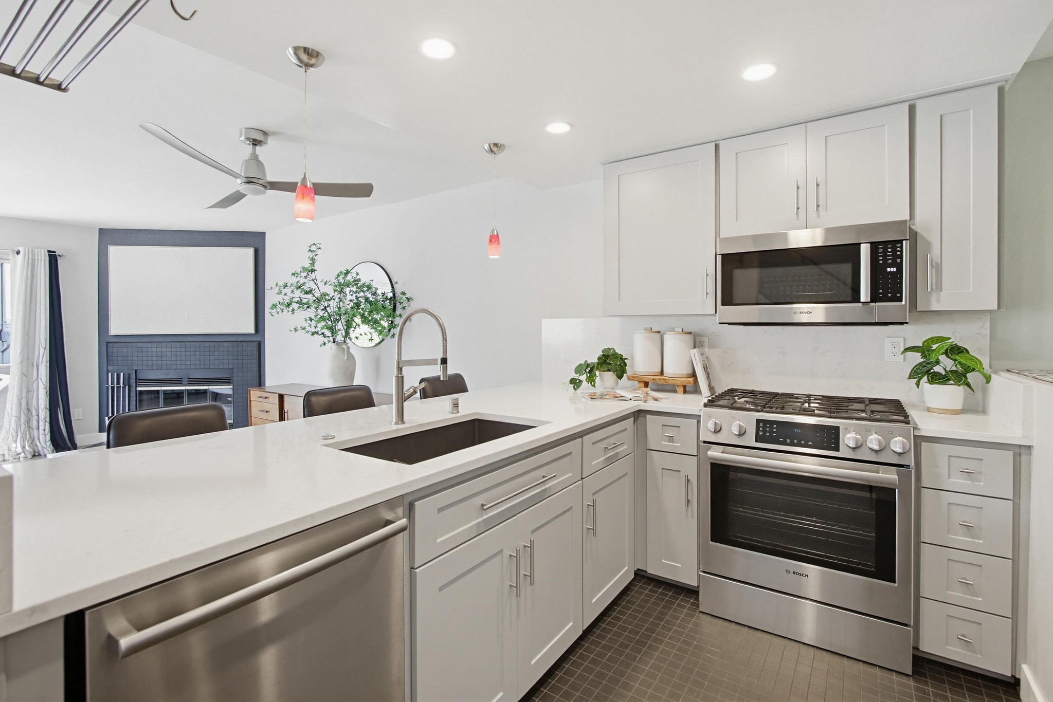Virtual tour photo 15 of 44 for 3350 Cherokee Ave UNIT 25