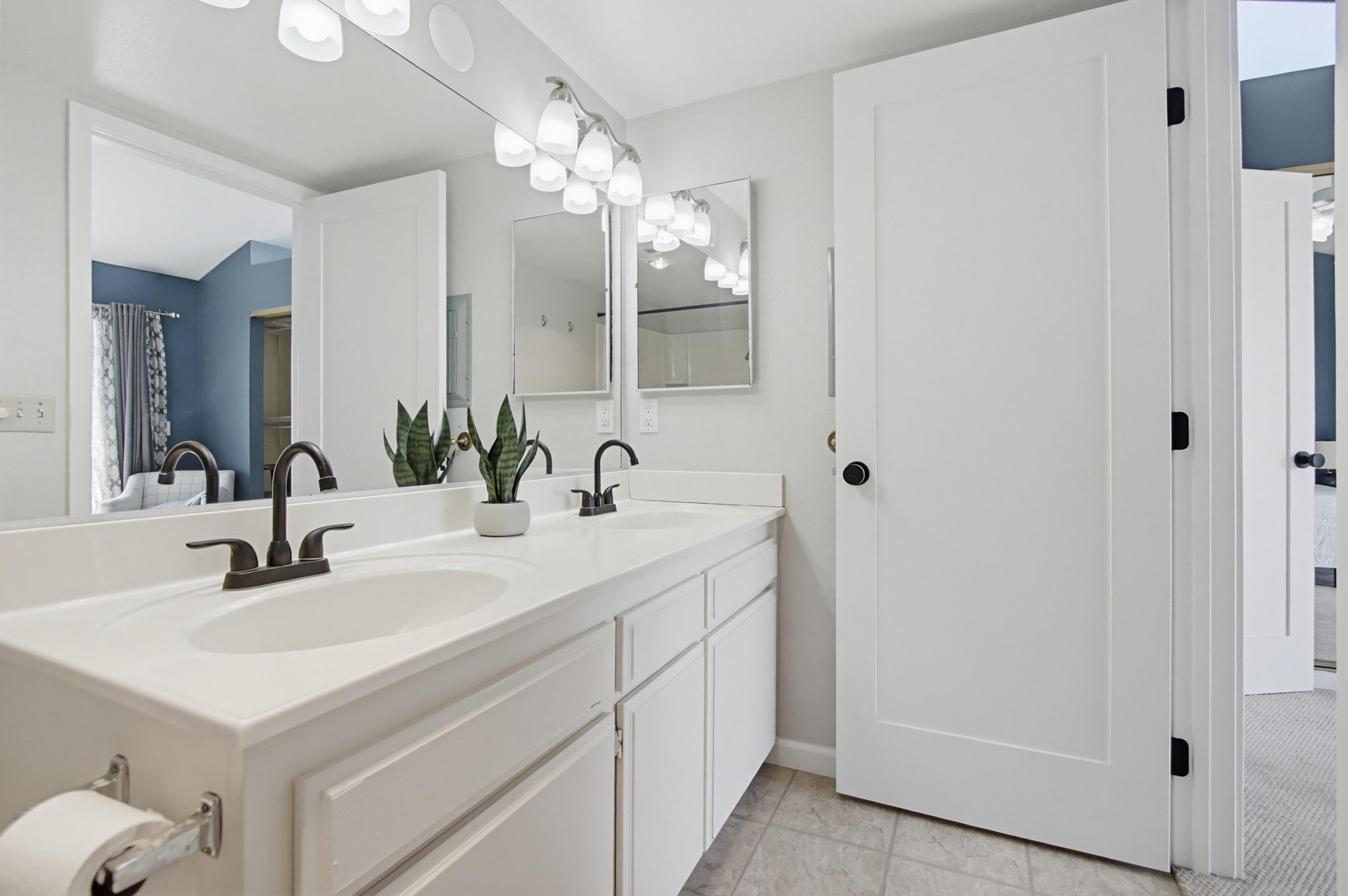 Virtual tour photo 36 of 44 for 3350 Cherokee Ave UNIT 25