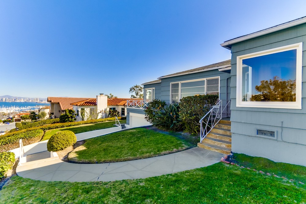 Virtual tour photo 10 of 97 for 3353 Trumbull St