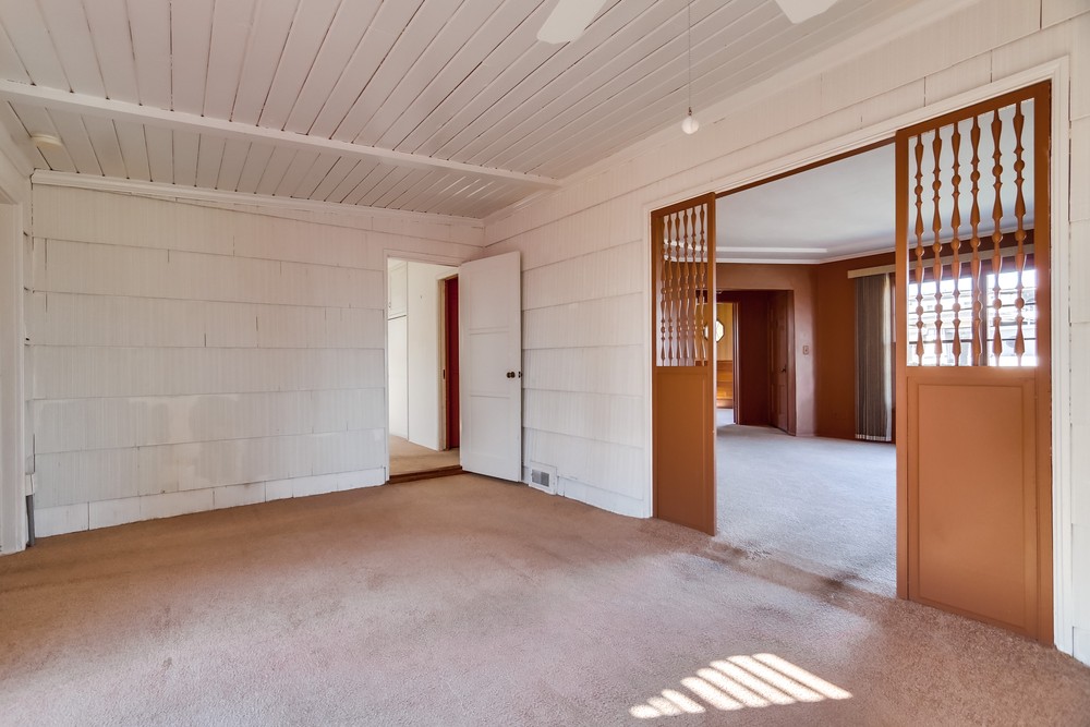 Virtual tour photo 25 of 97 for 3353 Trumbull St