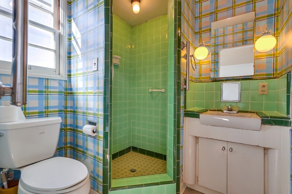 Virtual tour photo 42 of 97 for 3353 Trumbull St