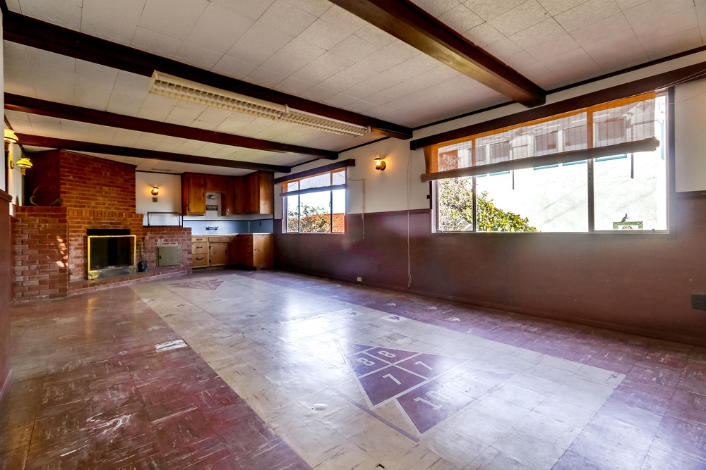 Virtual tour photo 94 of 97 for 3353 Trumbull St