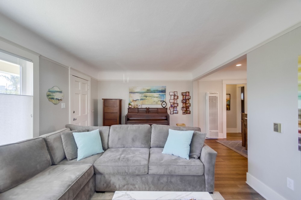 Virtual tour photo 13 of 46 for 3354 30th St