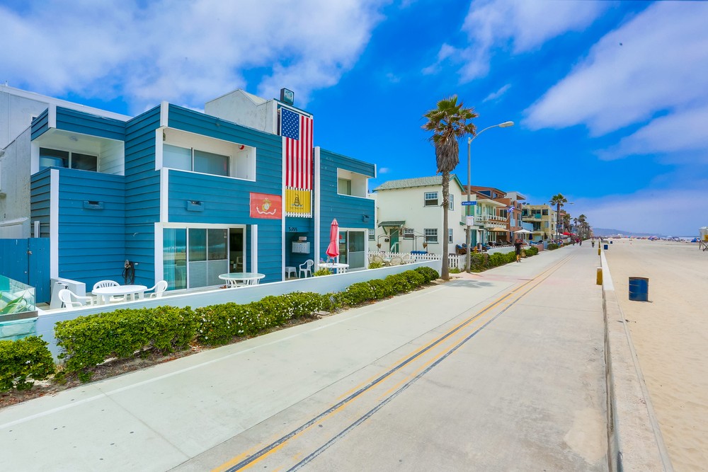 Virtual tour photo 1 of 43 for 3355 Ocean Front Walk