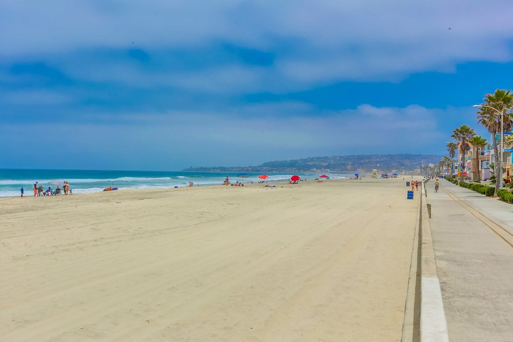 Virtual tour photo 10 of 43 for 3355 Ocean Front Walk