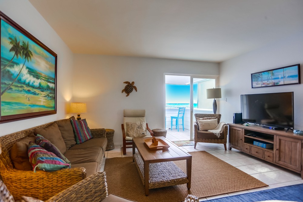 Virtual tour photo 14 of 43 for 3355 Ocean Front Walk