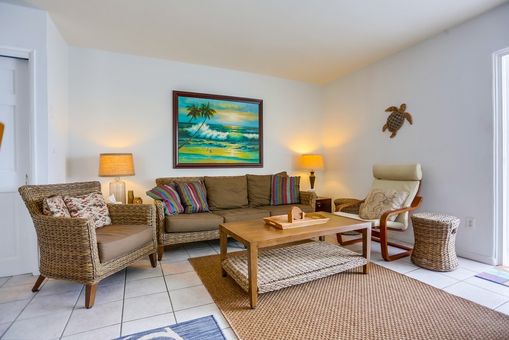 Virtual tour photo 15 of 43 for 3355 Ocean Front Walk