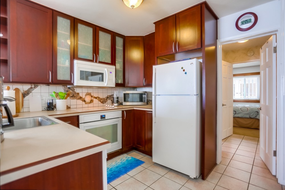 Virtual tour photo 19 of 43 for 3355 Ocean Front Walk
