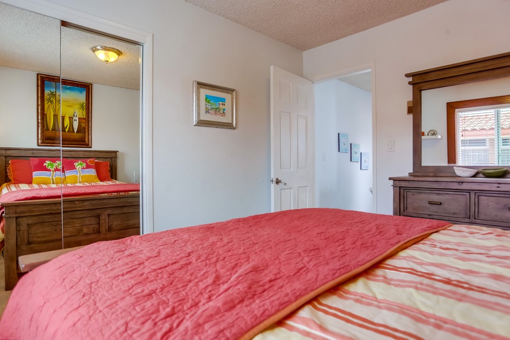 Virtual tour photo 30 of 43 for 3355 Ocean Front Walk