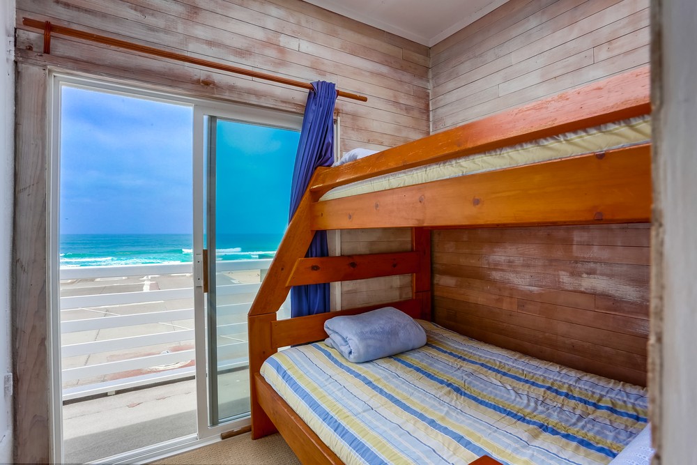 Virtual tour photo 33 of 43 for 3355 Ocean Front Walk