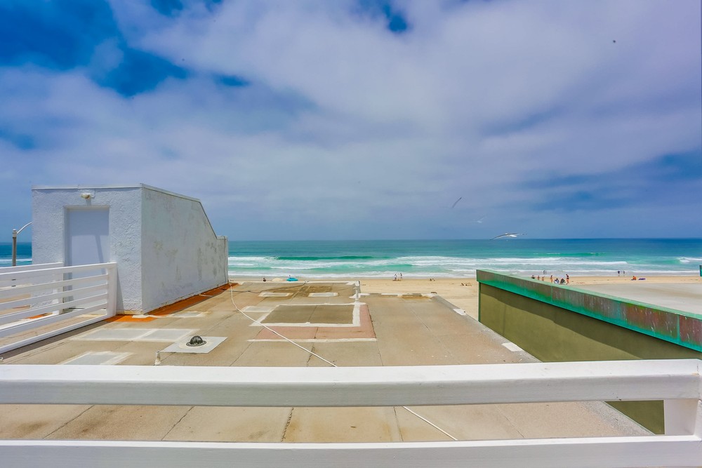 Virtual tour photo 39 of 43 for 3355 Ocean Front Walk