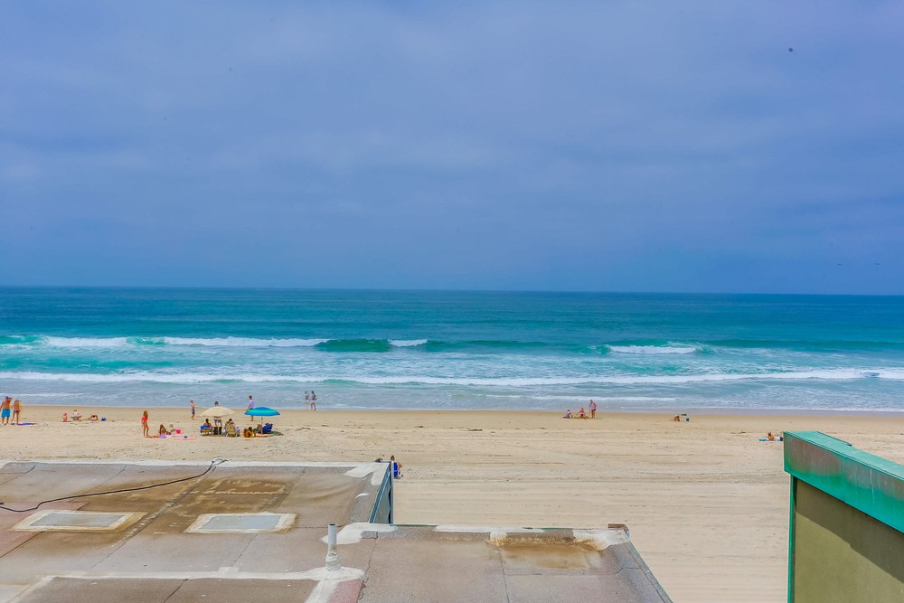 Virtual tour photo 40 of 43 for 3355 Ocean Front Walk
